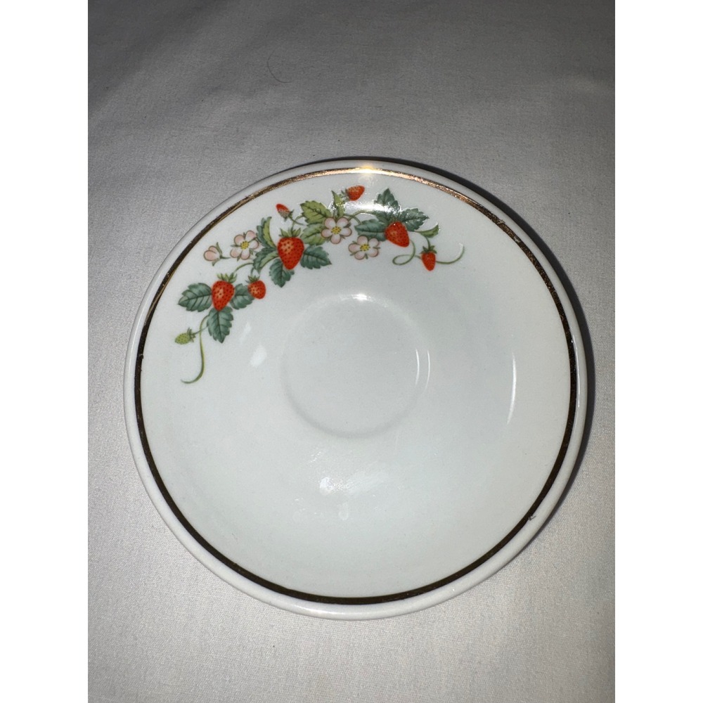 Avon Fine Porcelain Strawberry Saucer 22K Gold Trim Brazil 1978 Vintage